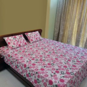 Printed Double/Queen Bed cover with two pillow covers made of 100% Cotton - Double Bed (pink)